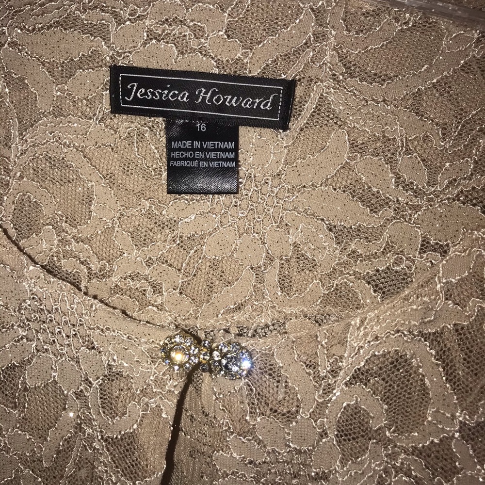 Dress - Picture 4 of 4